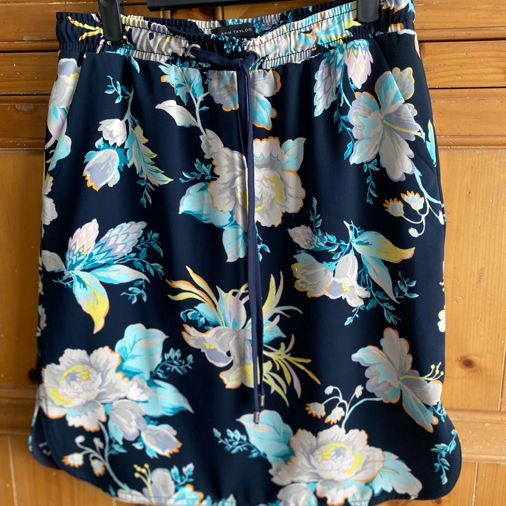 Loft floral skirt